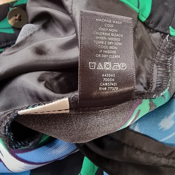 Ann Taylor Floral Lightweight Flowy Dress Pants - Picture 9 of 11